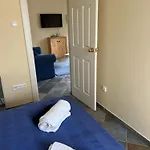 Apartmanhazak Miro Haz *