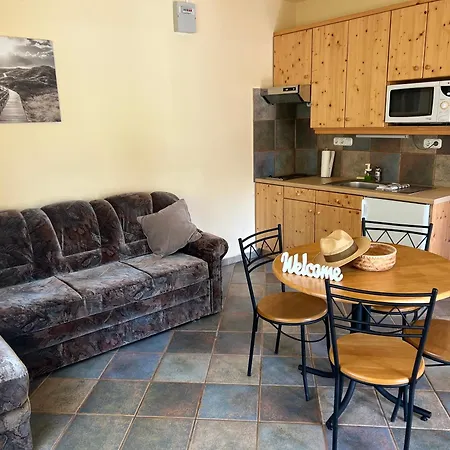 Apartmanhazak Miro Haz *